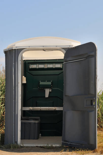Portable Toilet Options We Offer in Sabina, OH